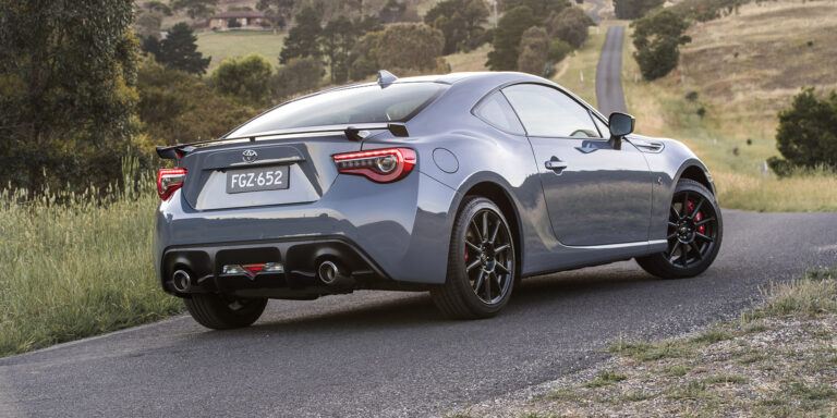 Why You Should Get a New Toyota 86 Over a New Supra